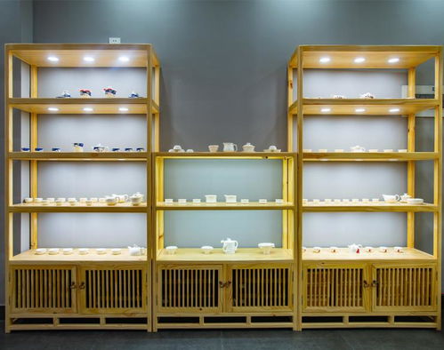 樂(lè)山展柜廠 專業(yè)定制精品展示柜，以精湛工藝與真誠(chéng)服務(wù)，打造品牌展示新高度